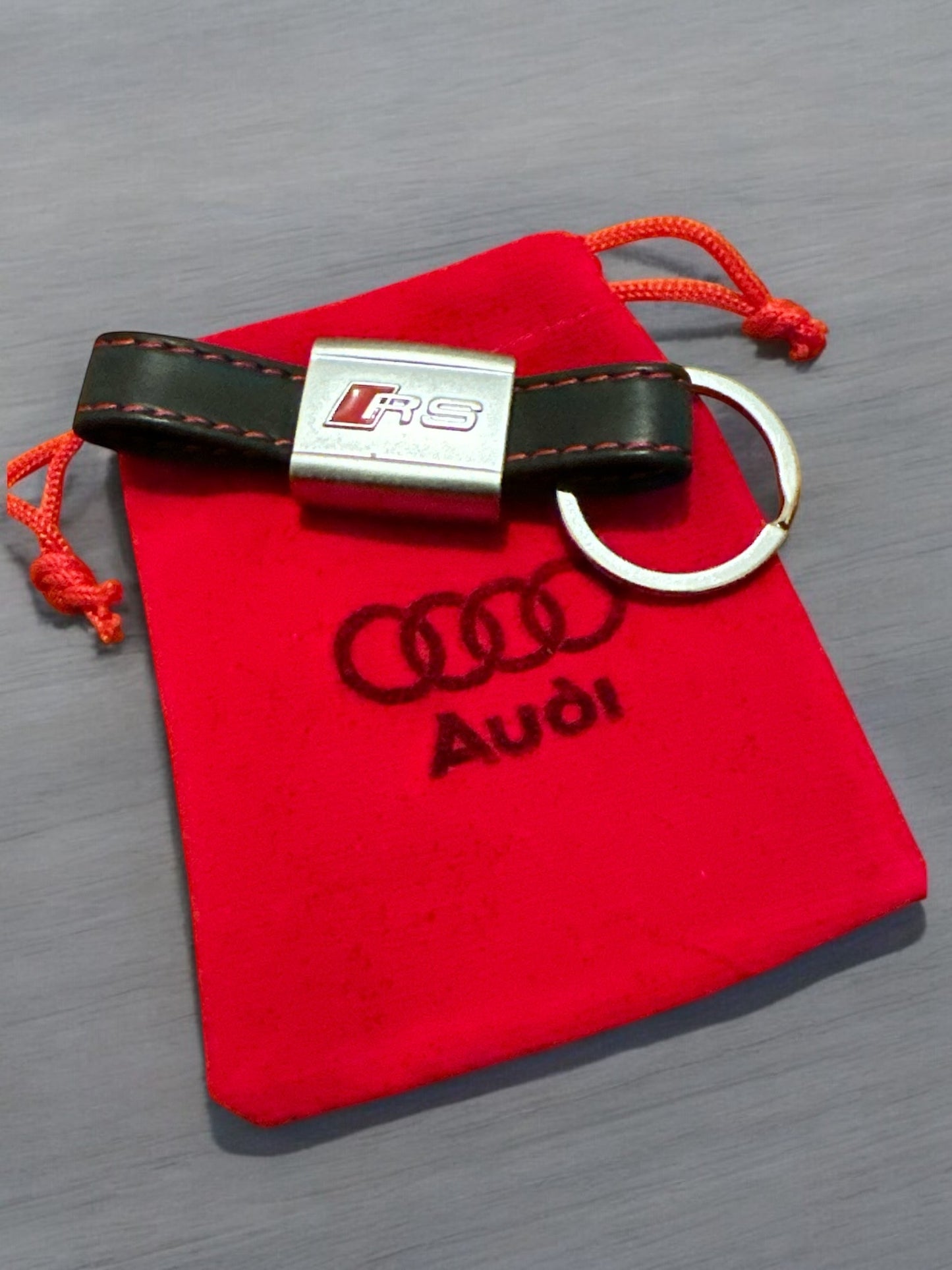 Gift Set For Audi RS Leather, Keychain & Gift Bag